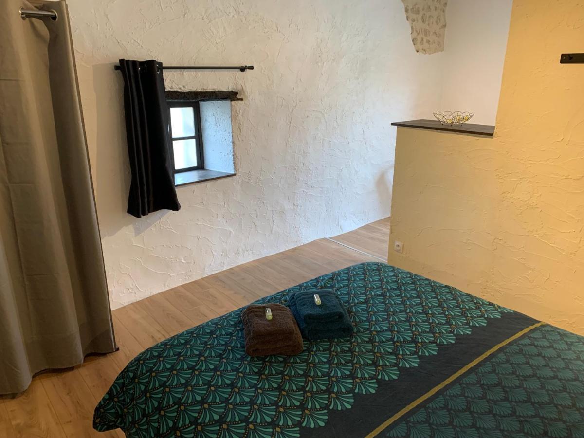 Chambre D'Hotes Naturiste Le Jardin Des Hirondelles Blanzaguet-Saint-Cybard Exteriér fotografie